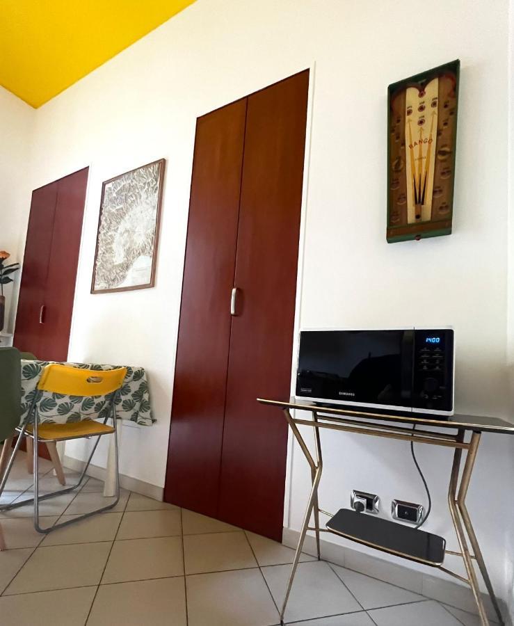 Appartamento Su Cortile Magico Turin Exterior photo